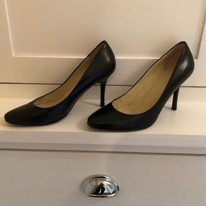 🌟EUC LEATHER HEELS